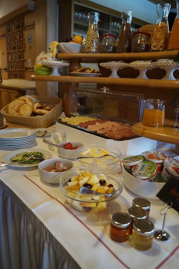 Hotel Reischenau Ustersbach 外观 照片
